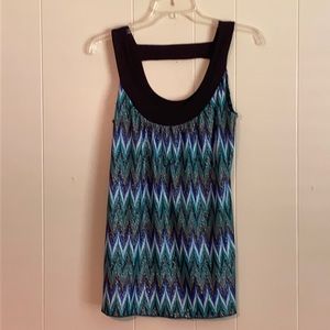 Ladies top M 94% Polyester 8% Spandex